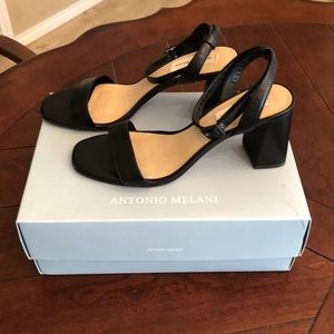 Black leather block heel sandals from Antonio Melani in original box, sz 9, EUC